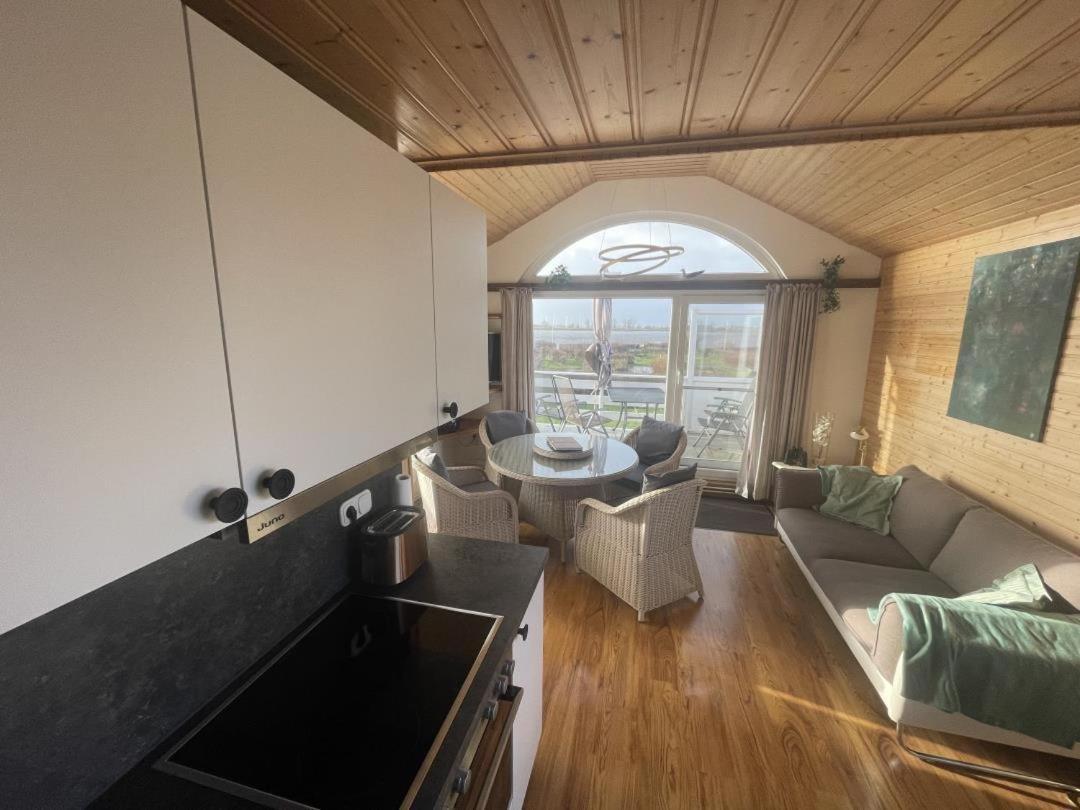 Neu! Kleine Rote Hoch-haus Ferienhaus