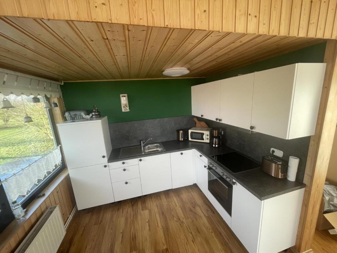 Neu! Kleine Rote Hoch-haus